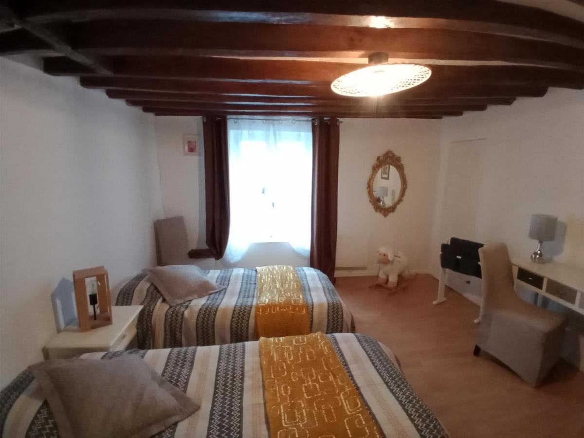 Boissy-le-Chatel La Briarde Triple Pdj Bed & Breakfast エクステリア 写真